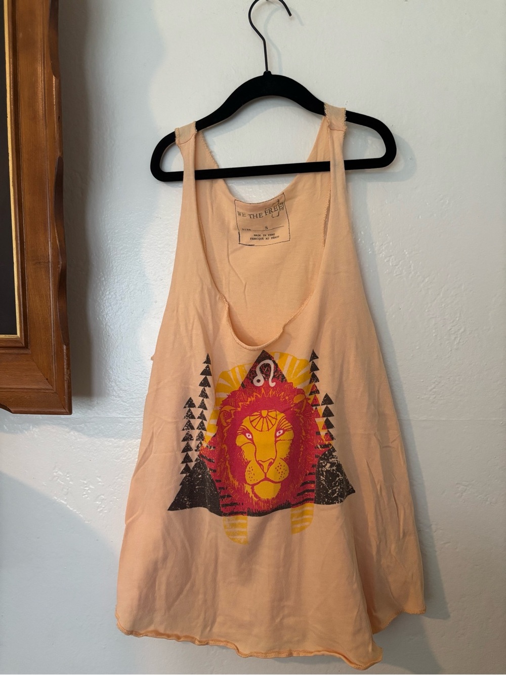 We The Free Peach Graphic Lion Tank Top